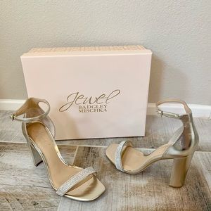 Gold Jewel Badgley Mischka Keshia III Heels
